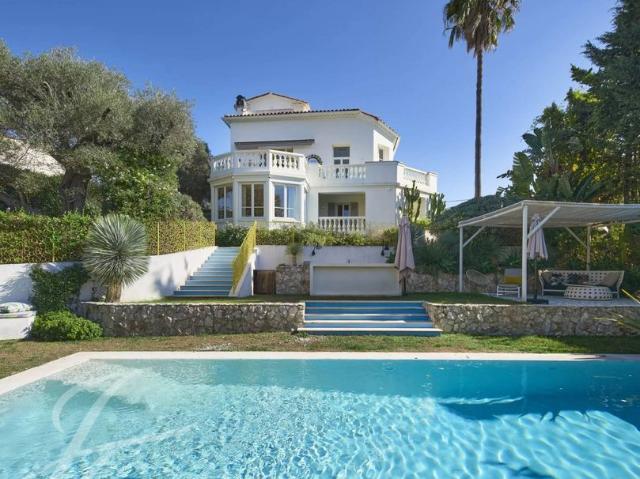 Maison de prestige de 350 m2 en location Antibes, Provence Alpes Côte d'Azur
