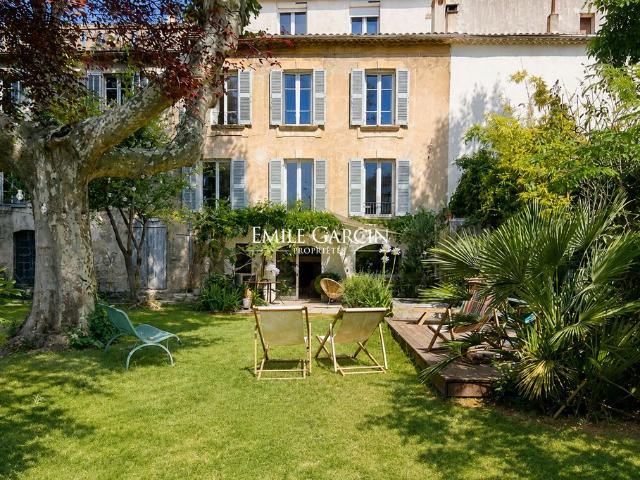 Maison de prestige de 350 m2 en vente Villeneuve lès Avignon, Occitanie