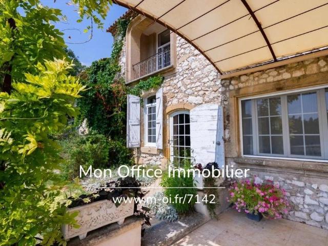 Maison de prestige de 370 m2 en vente Cadenet, France