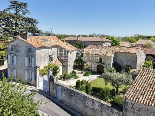 Maison de prestige de 500 m2 en vente Tusson, Nouvelle Aquitaine