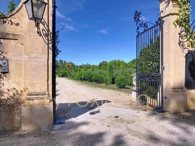 Maison de prestige de 653 m2 en vente Mouriès, Provence Alpes Côte d'Azur