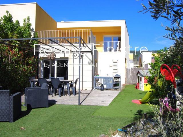 Maison de luxe de 87 m2 en vente Le Plan de la Tour, Provence Alpes Côte d'Azur