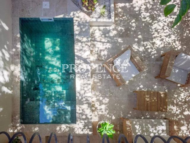 Maison de luxe de 4 pièces en location à Marseille, Provence Alpes Côte d'Azur