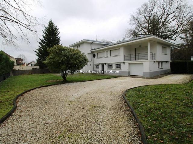 Maison de prestige en location La Celle Saint Cloud, Île de France