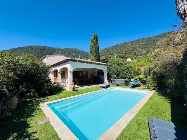 Maison de prestige en vente Cavalaire sur Mer, France