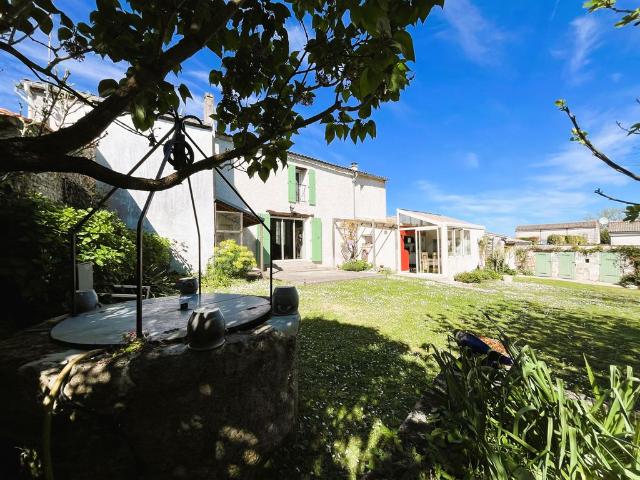 Maison de prestige en vente Barzan, France