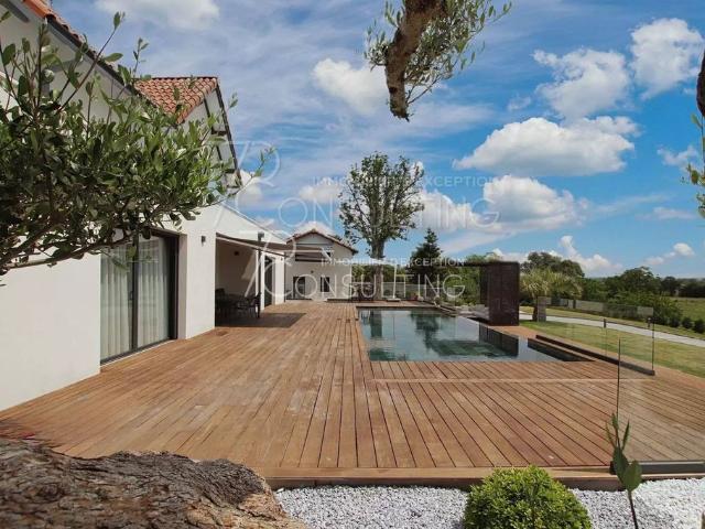 Maison de prestige en vente Lavelanet de Comminges, France