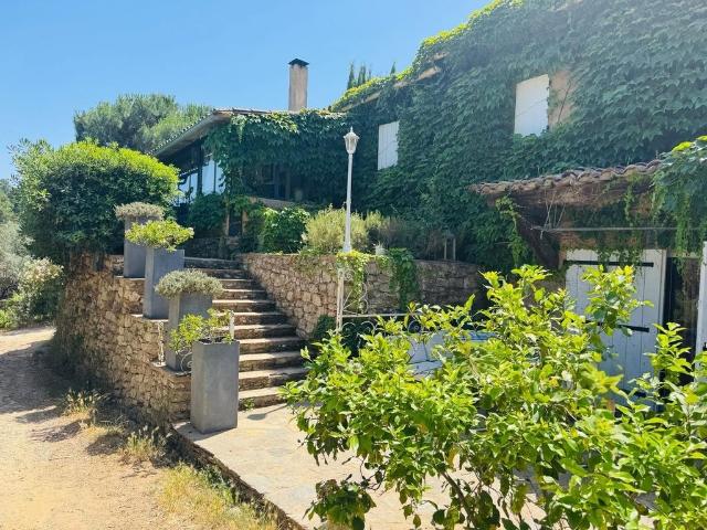 Maison de prestige en vente La Garde Freinet, Provence Alpes Côte d'Azur