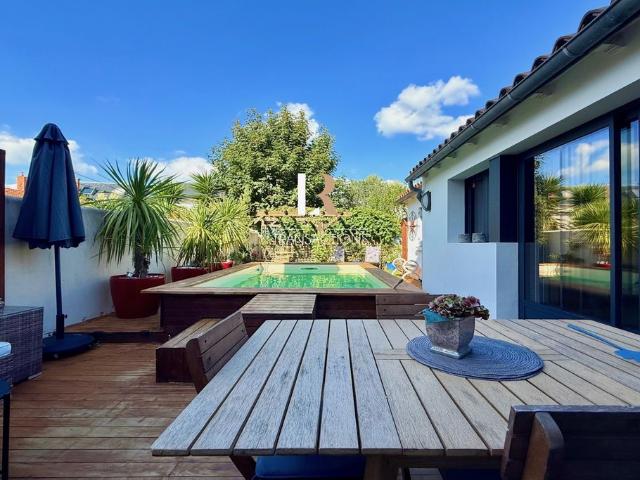 Maison de prestige en vente La Rochelle, France