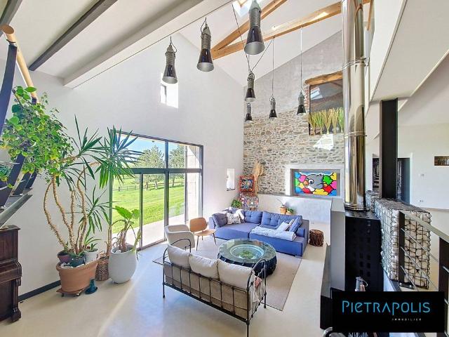 Maison de luxe en vente à Sainte Catherine, France