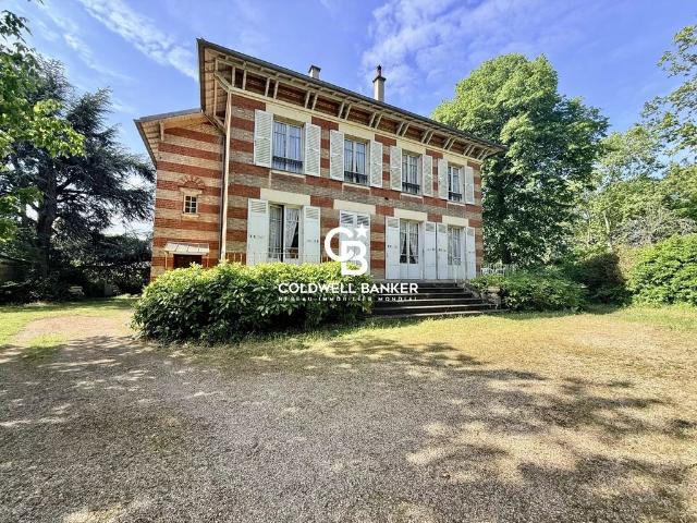 Maison de luxe 7 chambres en vente à Le Vésinet, Île de France