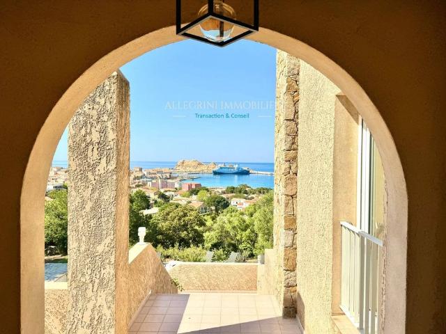 Maison de prestige en vente L'Île Rousse, France