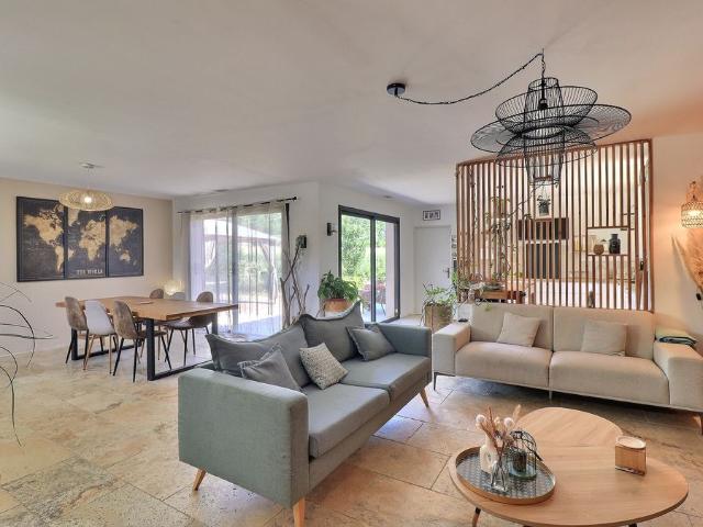 Maison de prestige en vente Montmirat, Occitanie