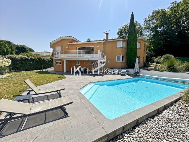 Maison de prestige en vente Montaigut sur Save, Occitanie