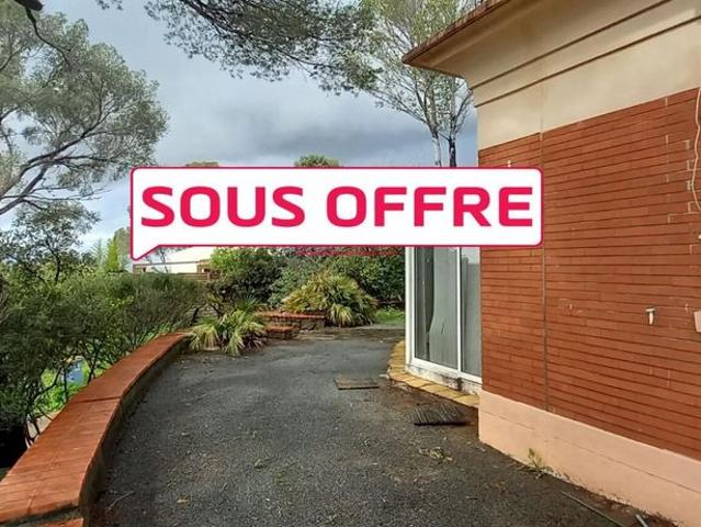 Maison de luxe de 6 pièces en vente à Saint Raphaël, Provence Alpes Côte d'Azur
