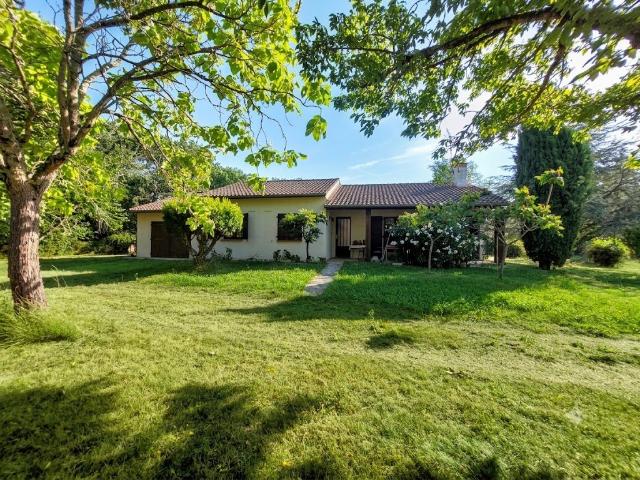 Maison de type 4 de 104 m2 sur une parcelle de 3160 m2 au calme