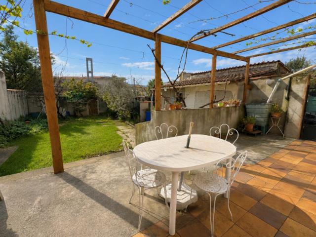 Maison de type 4 sur 300m2 de terrain proche du centre ville