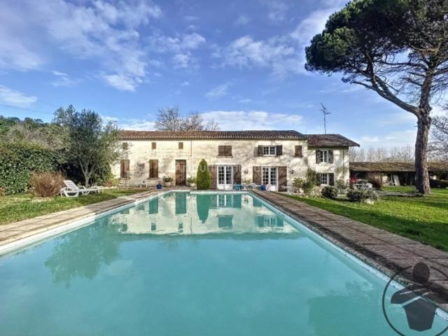 Maison de type 5 190 m²