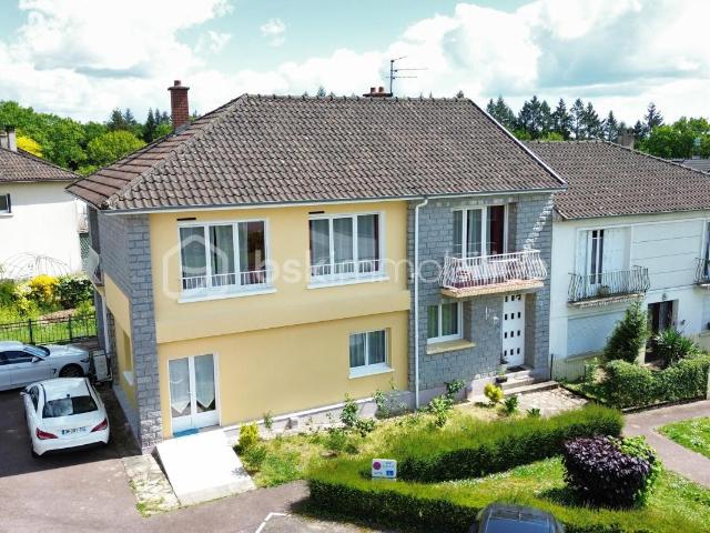 Maison de Type T6 de 161 m²