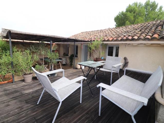 Maison de village 4/5 P 182 m2 habitables avec terrasse de 39 m2