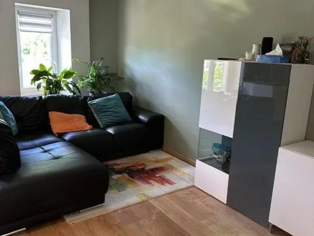 Maison de village 4 appartements jardinet 108m² Tourves