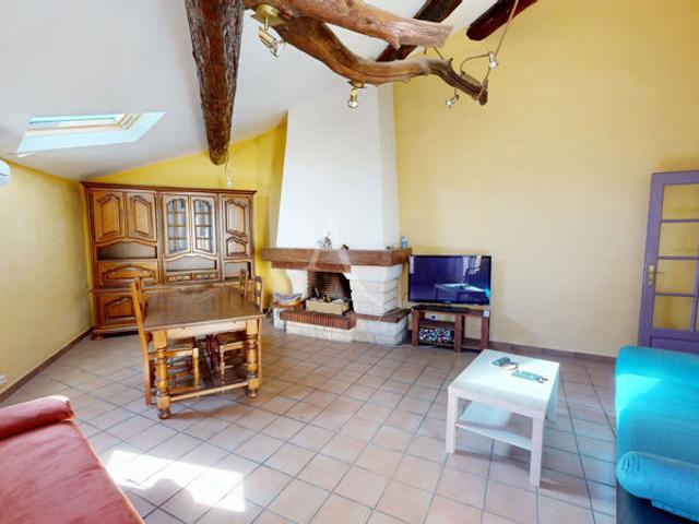MAISON DE VILLAGE 4 CHAMBRES AVEC TERRASSE