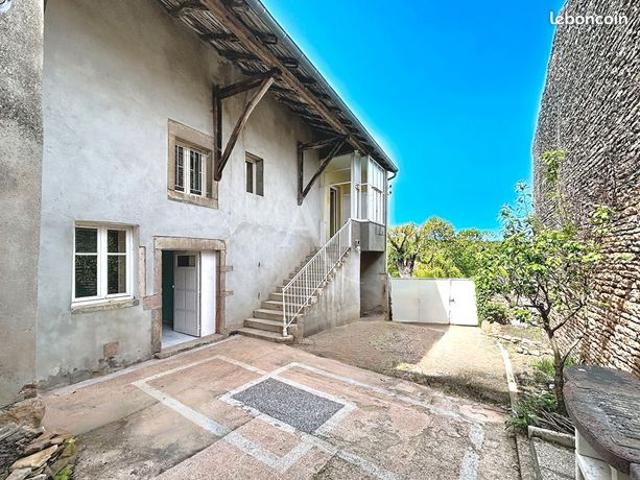 Maison de village 4 pièces 80 m²