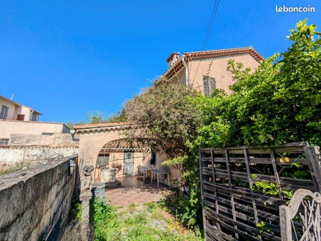 Maison de village 4 pièces 84 m²