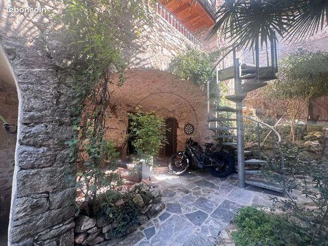 Maison de village 4 pièces 100 m²