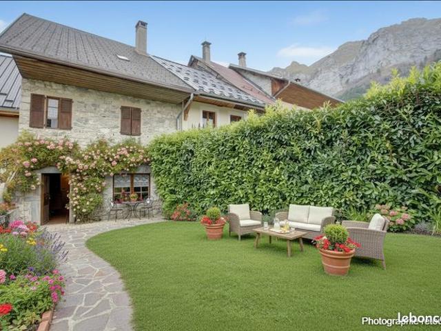 Maison de village 4 pièces 128 m²