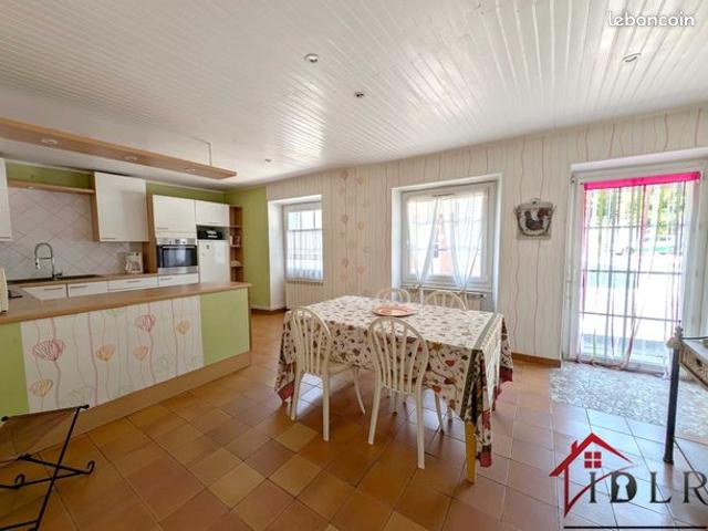 Maison de village 4 pièces 138 m²