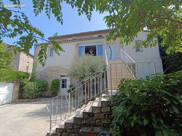 Maison de village 4 pièces 143 m²