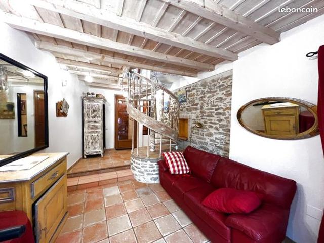 Maison de village 4 pièces 154 m²