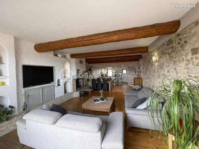 Maison de village 4 pièces 160 m²