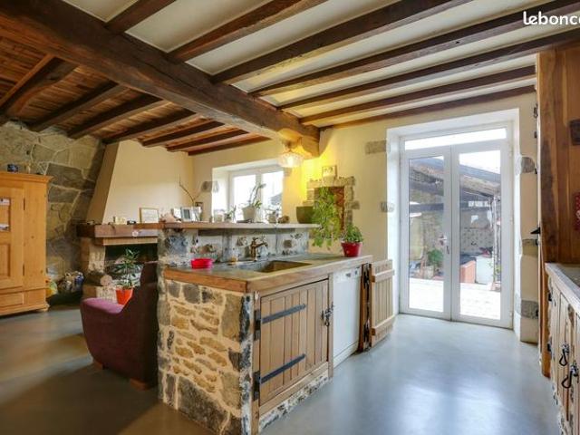 Maison de village 4 pièces 167 m²