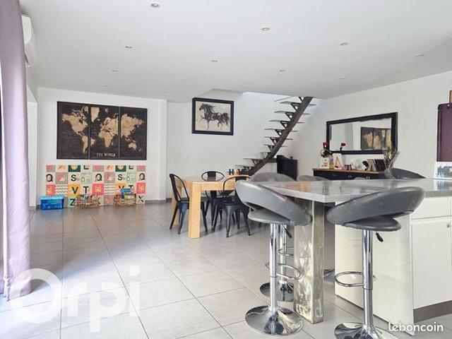 Maison de village 4 pièces 172 m²