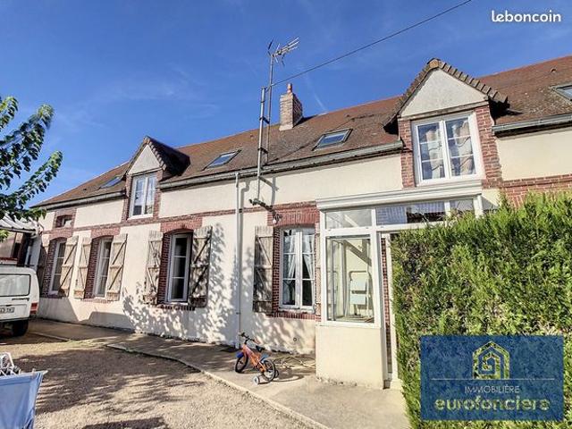Maison de village 4 pièces 190 m²