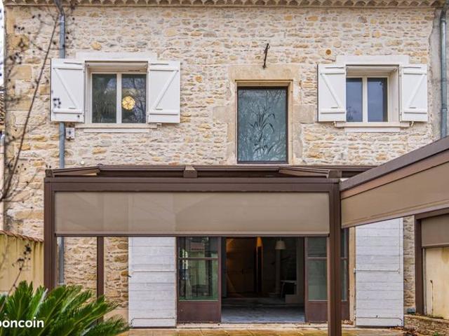 Maison de village 4 pièces 220 m²