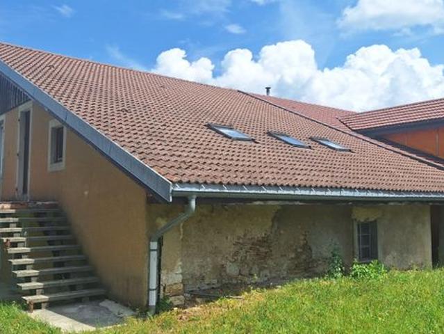 Maison de village 4 pièces 300 m²
