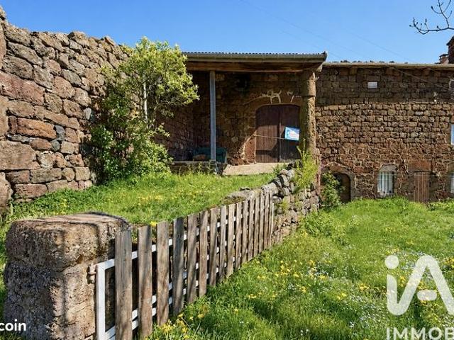Maison de village 4 pièces 300 m²