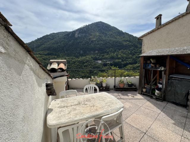 Maison de village 4 pièces avec terrasse