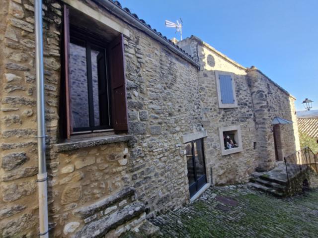 MAISON DE VILLAGE