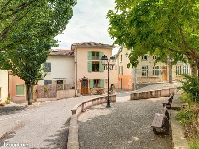 Maison de village 5 pièces 90 m²
