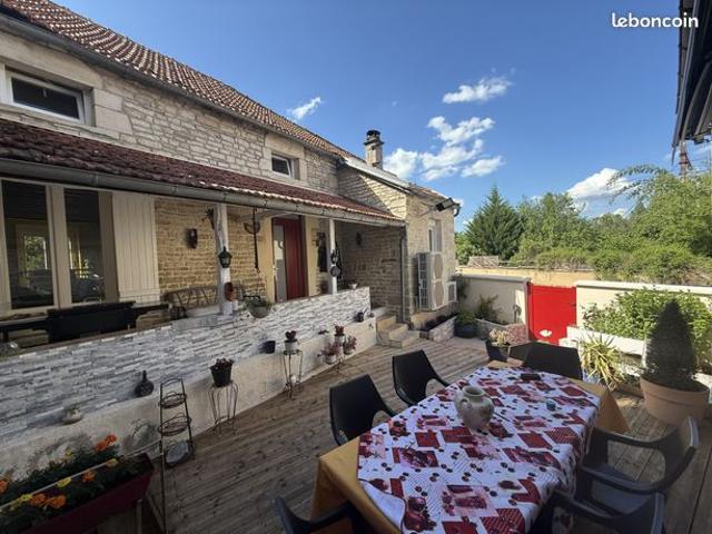 Maison de village 5 pièces 115 m²
