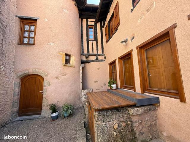 Maison de village 5 pièces 138 m²