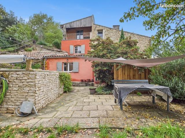 Maison de village 5 pièces 138 m²
