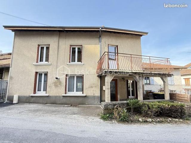 Maison de village 5 pièces 142 m²