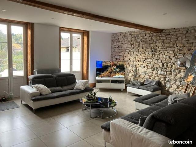 Maison de village 5 pièces 145 m²