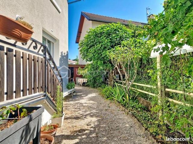 Maison de village 5 pièces 145 m²