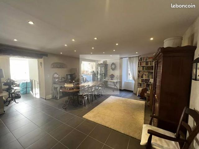 Maison de village 5 pièces 145 m²
